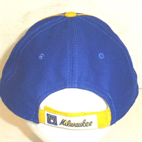 New Era 9Forty Milwaukee Brewers Hook & Loop Adjustable Embroidered Hat - Picture 2 of 8